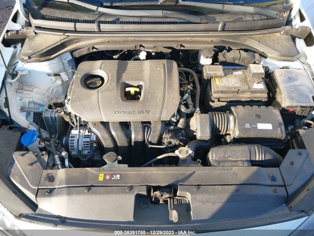 Hyundai ELANTRA SE 2019 5NPD74LF6KH439388 Image 10