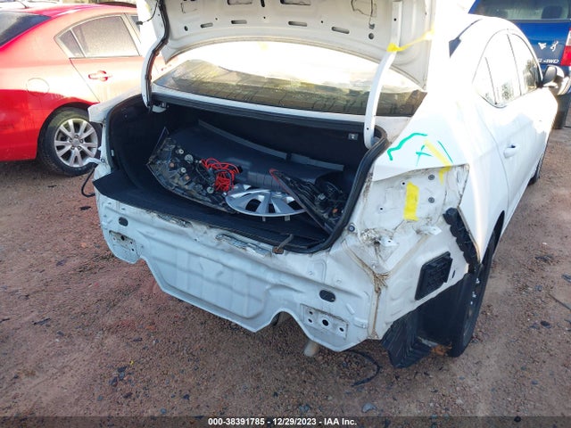 Hyundai ELANTRA SE 2019 5NPD74LF6KH439388 Image 6