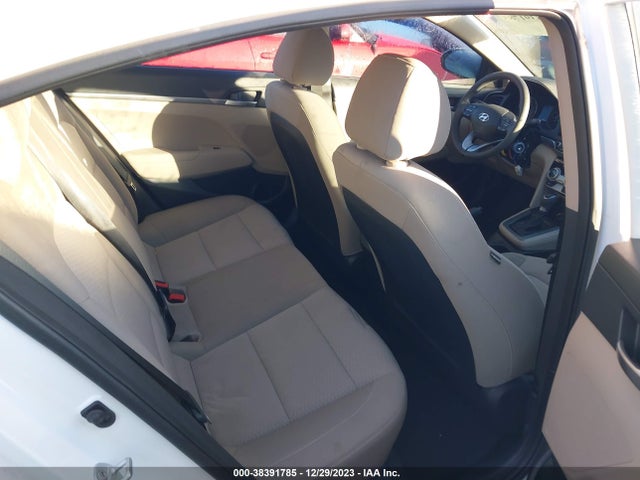 Hyundai ELANTRA SE 2019 5NPD74LF6KH439388 Image 8