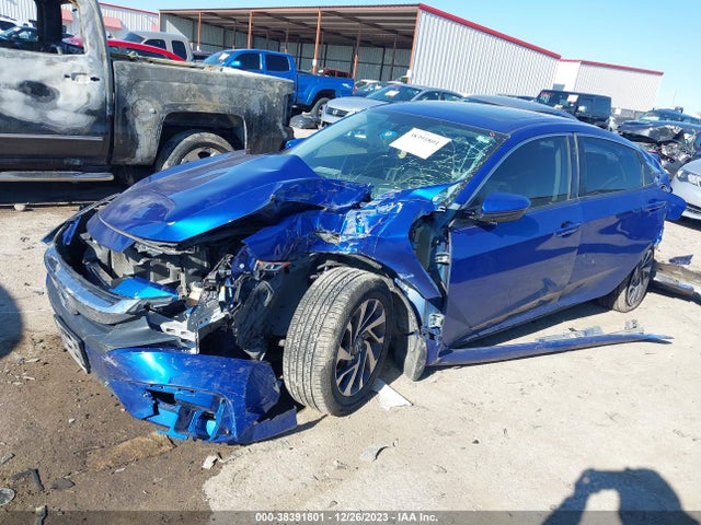 Honda CIVIC EX 2018 2HGFC2F72JH585082 Image 2