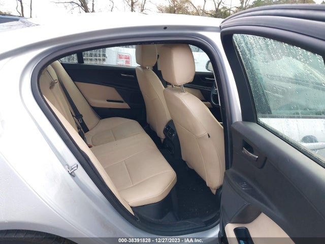 2017 JAGUAR XE SAJAD4BG2HA961328 Photo 7