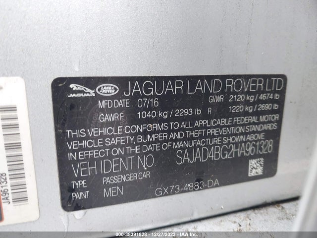 2017 JAGUAR XE SAJAD4BG2HA961328 Photo 8