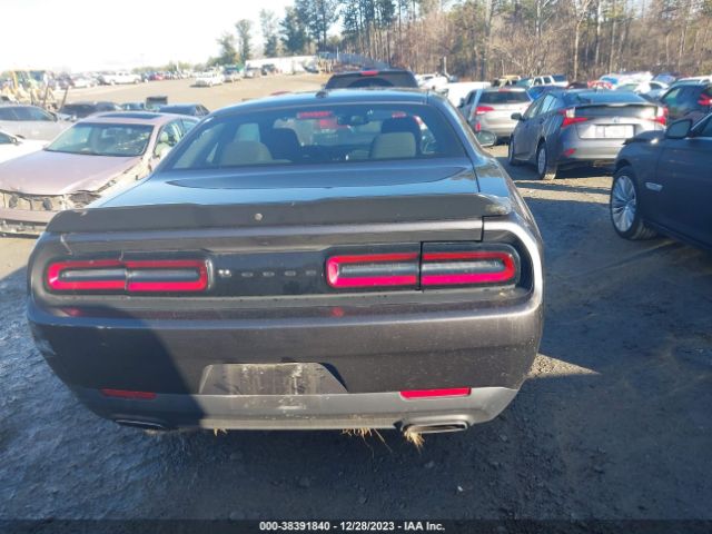 2C3CDZAG7NH143780 Dodge Challenger Sxt