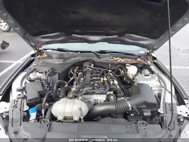 Ford Mustang Ecoboost Premium Fastback 2022 1FA6P8TH6N5107897 Image 10