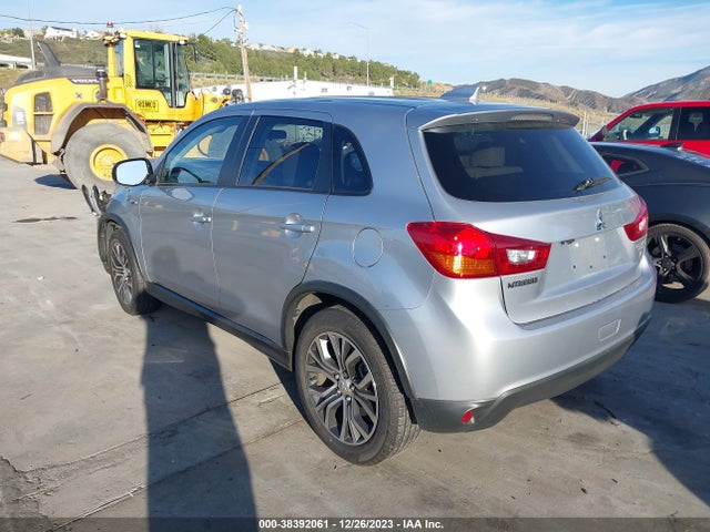 2017 MITSUBISHI OUTLANDER SPORT 2.4 SE VIN: JA4AP3AW8HZ063546