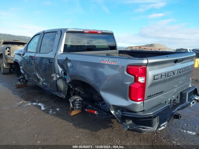 1GCUYFETXNZ221673 Chevrolet Silverado 1500 Ltd 4wd  Short Bed Lt Trail Boss