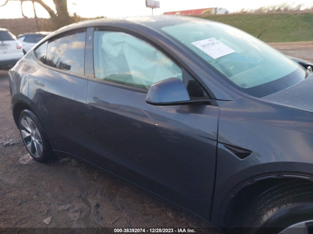 5YJYGDEE8MF117360 Tesla Model Y Long Range Dual Motor All-wheel Drive