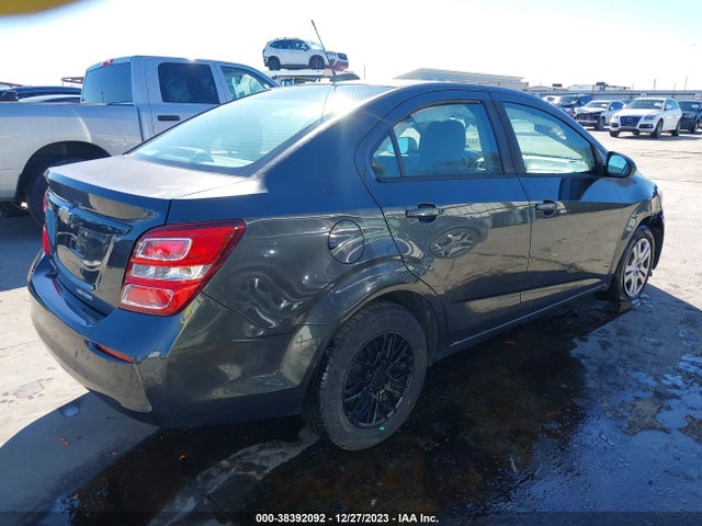 Chevrolet Sonic Ls Auto 2017 1G1JB5SH7H4155219 Image 4