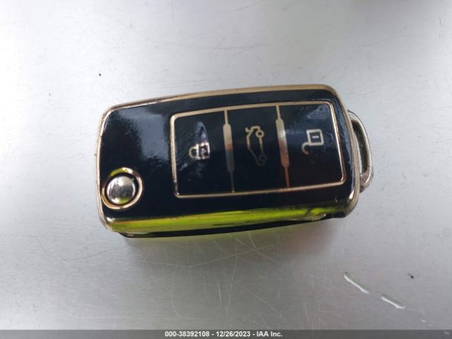 1VWAA7A39JC011577 Volkswagen Passat 2.0t R-line/2.0t S