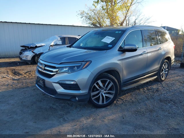 Honda Pilot Touring 2016 5FNYF6H90GB083559 Image 2