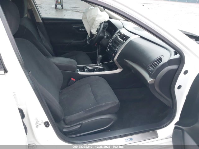 Nissan Altima 2.5 S 2014 1N4AL3AP3EC124672 Image 5