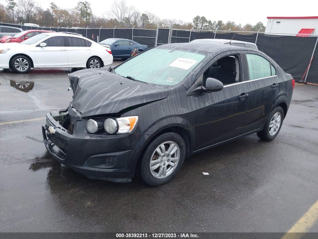 Chevrolet Sonic Lt Auto 2014 1G1JC5SH9E4142044 Image 2
