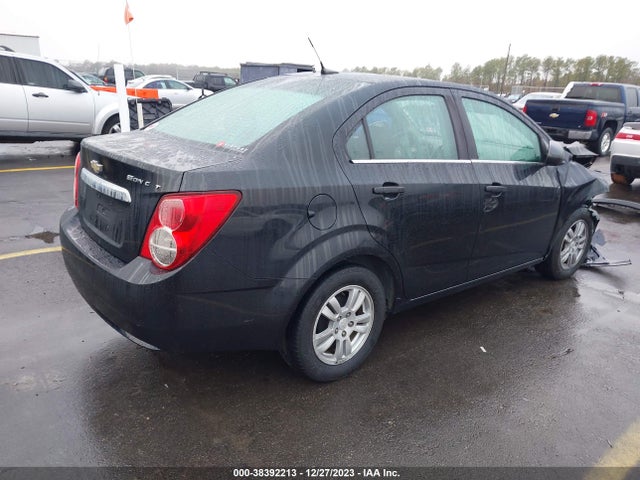 Chevrolet Sonic Lt Auto 2014 1G1JC5SH9E4142044 Image 4