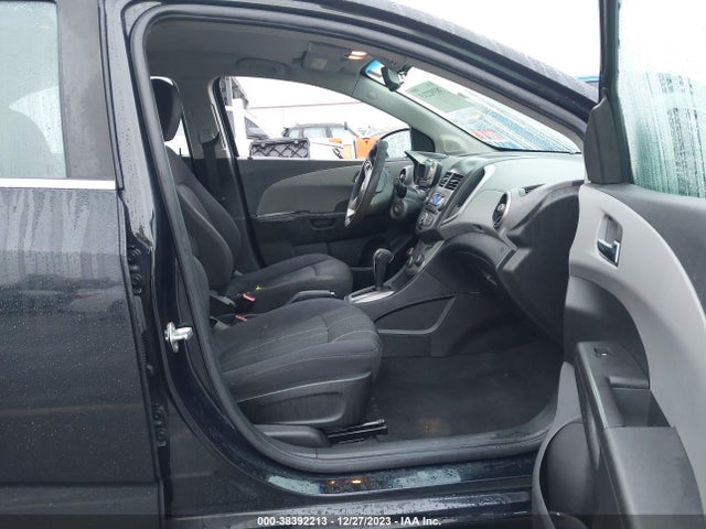 Chevrolet Sonic Lt Auto 2014 1G1JC5SH9E4142044 Image 5