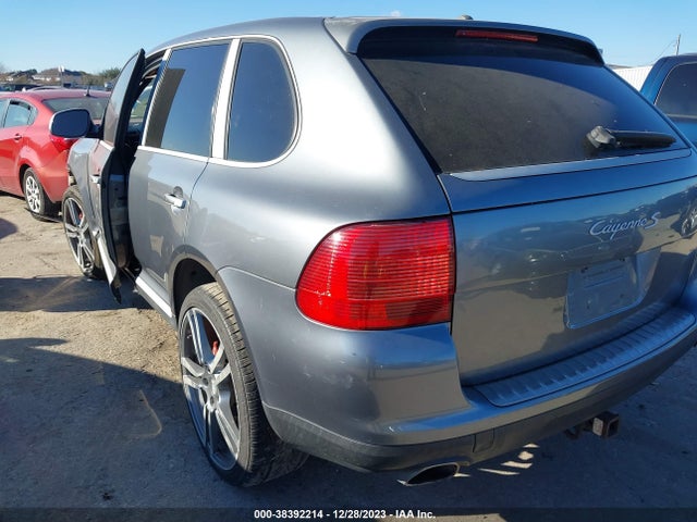 2004 PORSCHE CAYENNE WP1AB29PX4LA69775 Photo 2