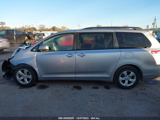 2013 TOYOTA SIENNA LE V6 8 PASSENGER VIN: 5TDKK3DC9DS370326