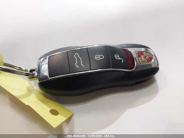 2013 PORSCHE CAYENNE WP1AA2A21DLA01108 Photo 10