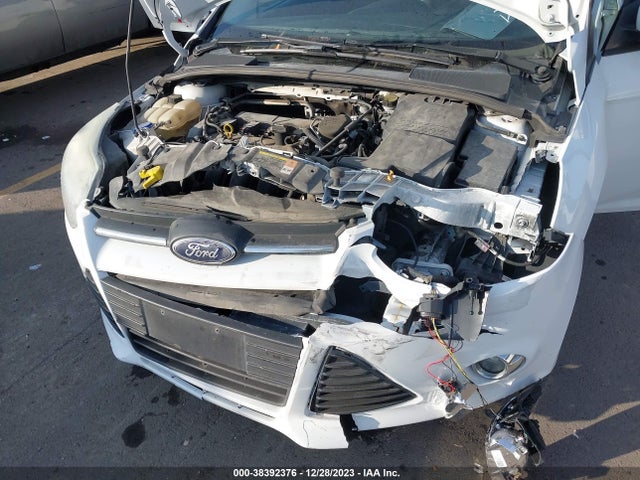 Ford FOCUS SE 2014 1FADP3K23EL184715 Image 6