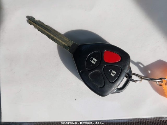 2006 TOYOTA RAV4 VIN: JTMZD33V166015083