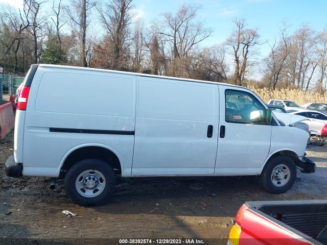 Chevrolet Express 2500 Work Van 2016 1GCWGAFF8G1238593 Image 13