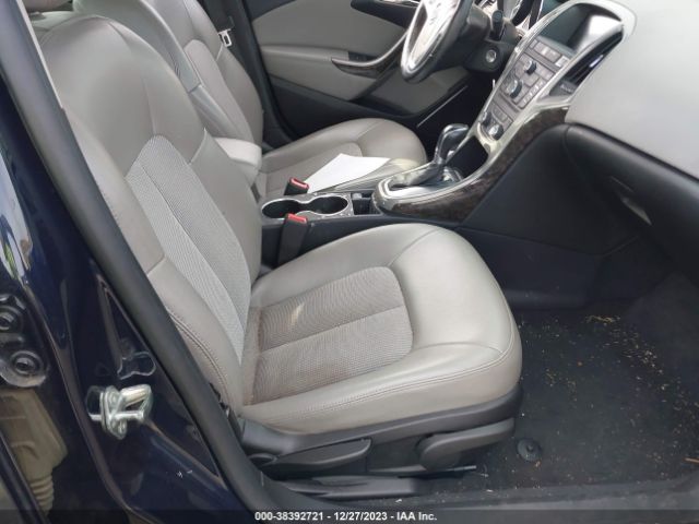 1G4PP5SK2F4216659 Buick Verano