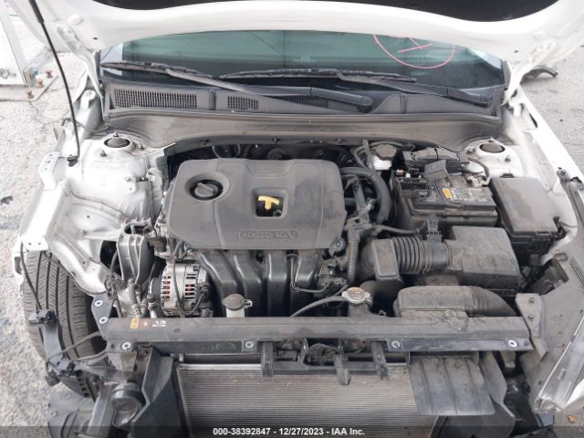 3KPF24ADXME403140 KIA Forte Lxs