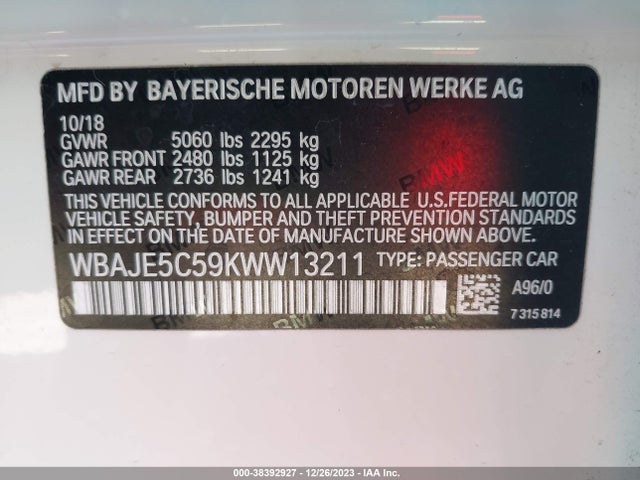 BMW 540I 2019 WBAJE5C59KWW13211 Image 9