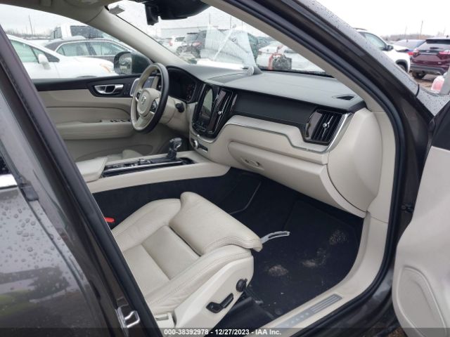 YV4A22RL6J1016722 Volvo Xc60 T6 Inscription