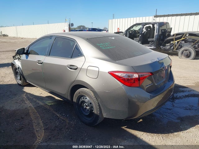 2018 TOYOTA COROLLA LE VIN: 2T1BURHE8JC094430
