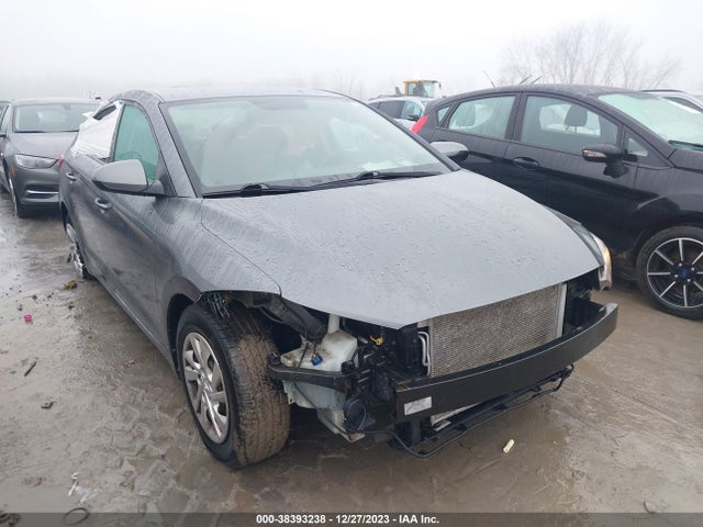 Hyundai ELANTRA SE 2018 5NPD74LF8JH276192 Image 1