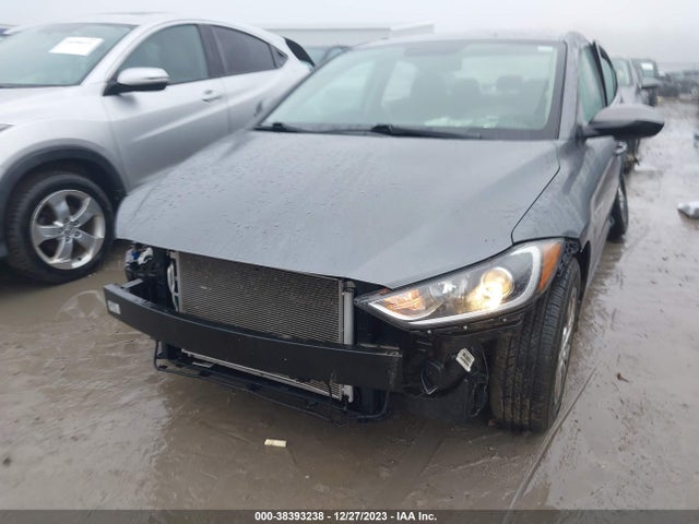 Hyundai ELANTRA SE 2018 5NPD74LF8JH276192 Image 12