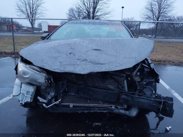 2016 TOYOTA CAMRY SE VIN: 4T1BF1FK0GU224096