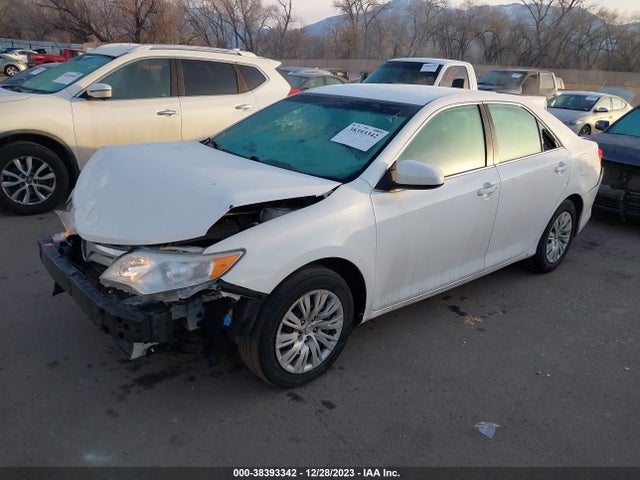 Toyota CAMRY LE 2014 4T4BF1FK9ER424204 Image 2