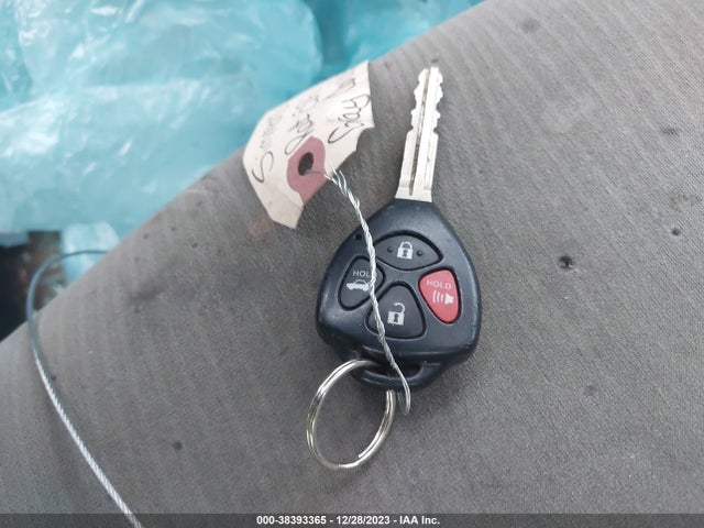 2013 TOYOTA COROLLA LE VIN: 2T1BU4EE9DC966674