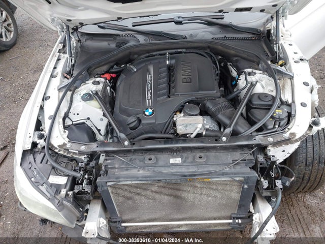 BMW 535i Xdrive 2015 WBA5B3C51FD540898 Image 10