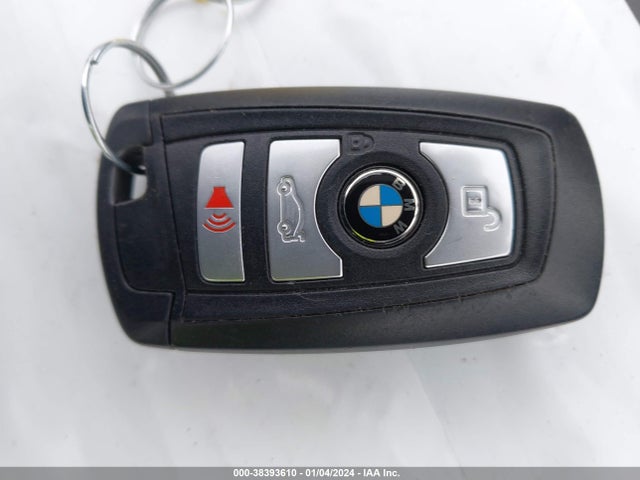 BMW 535i Xdrive 2015 WBA5B3C51FD540898 Image 11