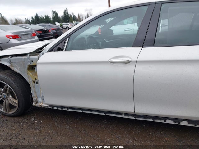 BMW 535i Xdrive 2015 WBA5B3C51FD540898 Image 15