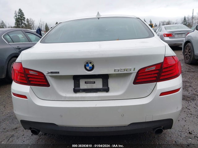 BMW 535i Xdrive 2015 WBA5B3C51FD540898 Image 17