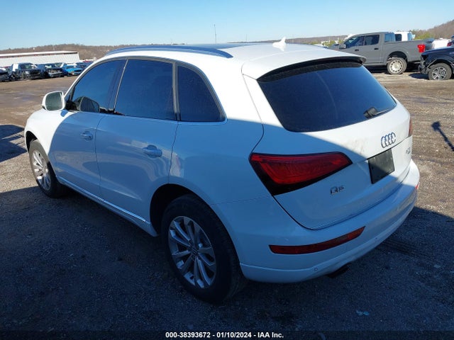 WA1LFAFP1FA062848 Audi Q5 2.0t Premium