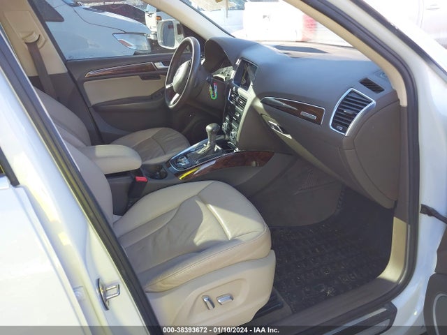 WA1LFAFP1FA062848 Audi Q5 2.0t Premium
