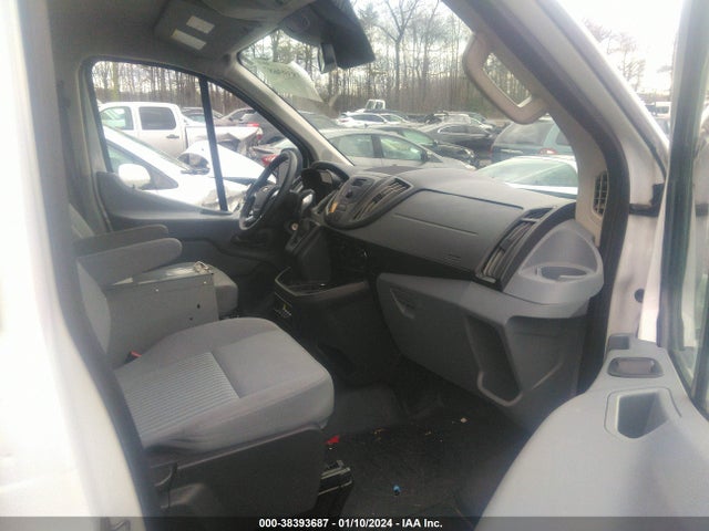 Ford Transit-150 2017 1FTYE2YM4HKB55500 Image 5