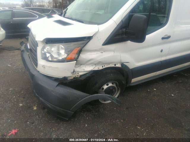 Ford Transit-150 2017 1FTYE2YM4HKB55500 Image 6