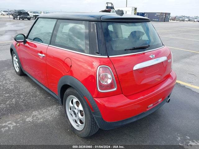 2013 MINI HARDTOP WMWSU3C55DT549720 Photo 2