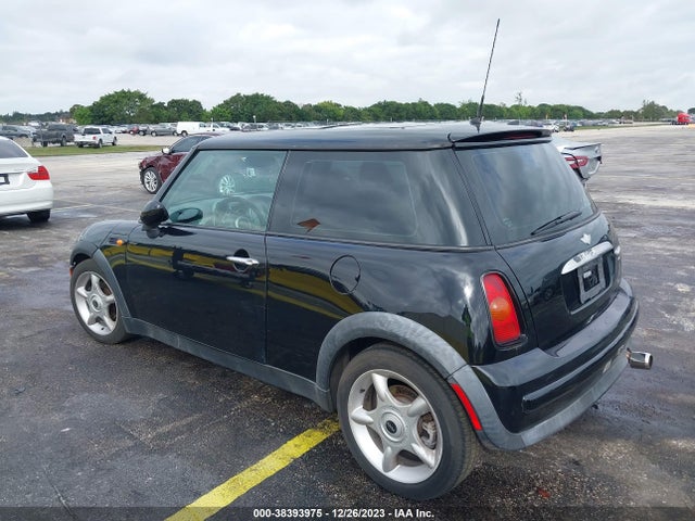 2003 MINI COOPER HARDTOP WMWRC33453TE13632 Photo 2