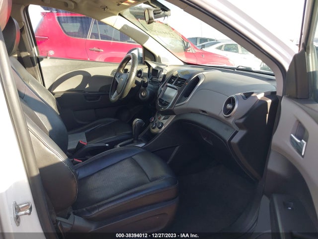 Chevrolet Sonic Ltz Auto 2015 1G1JE6SB2F4211704 Image 5