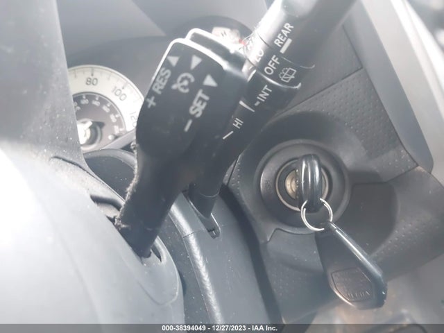 Toyota FJ Cruiser 2014 JTEBU4BF4EK187899 Image 11