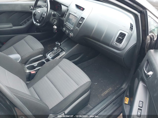 2017 KIA FORTE S VIN: 3KPFL4A72HE143281