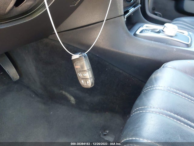 Chrysler 300 S 2015 2C3CCABG6FH927016 Image 11