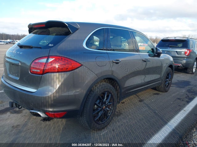 2013 PORSCHE CAYENNE WP1AF2A29DLA38053 Photo 3