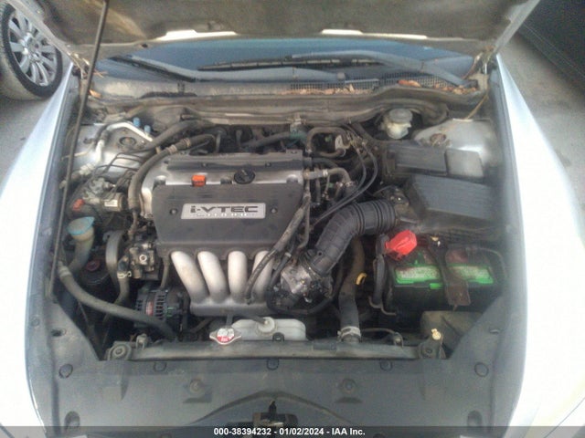 2004 HONDA ACCORD 2.4 LX VIN: 3HGCM56304G700717